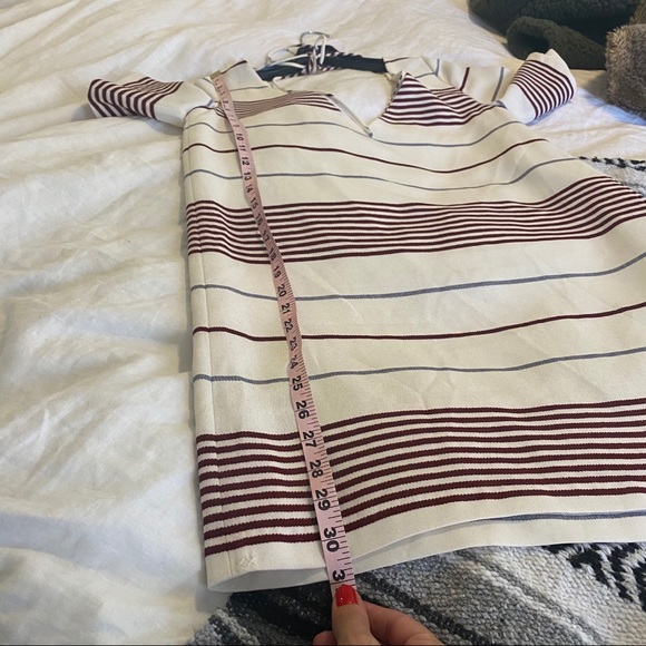 Elizabeth and James Dress - Picture 16 of 16